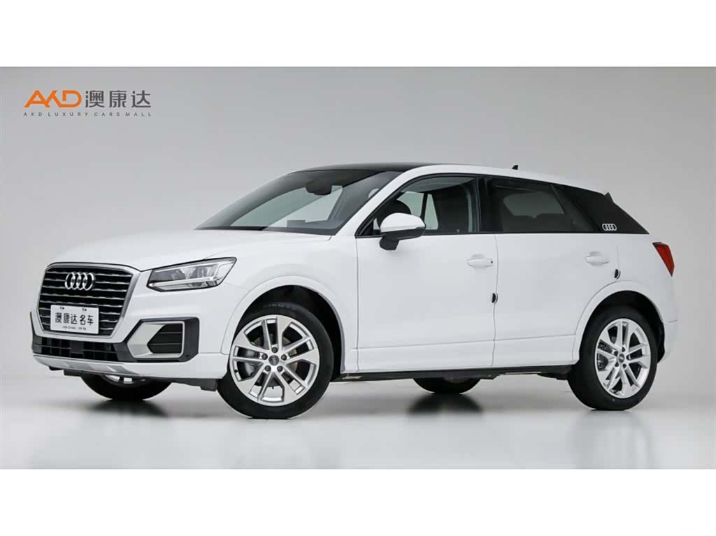 Audi Q2L, 2019 1
