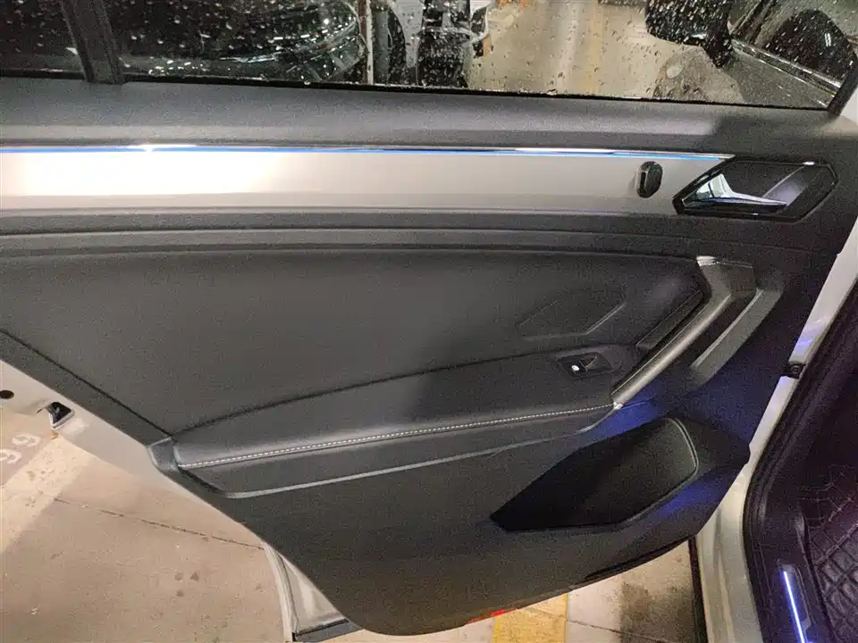 Volkswagen Tiguan L Volkswagen Tiguan L