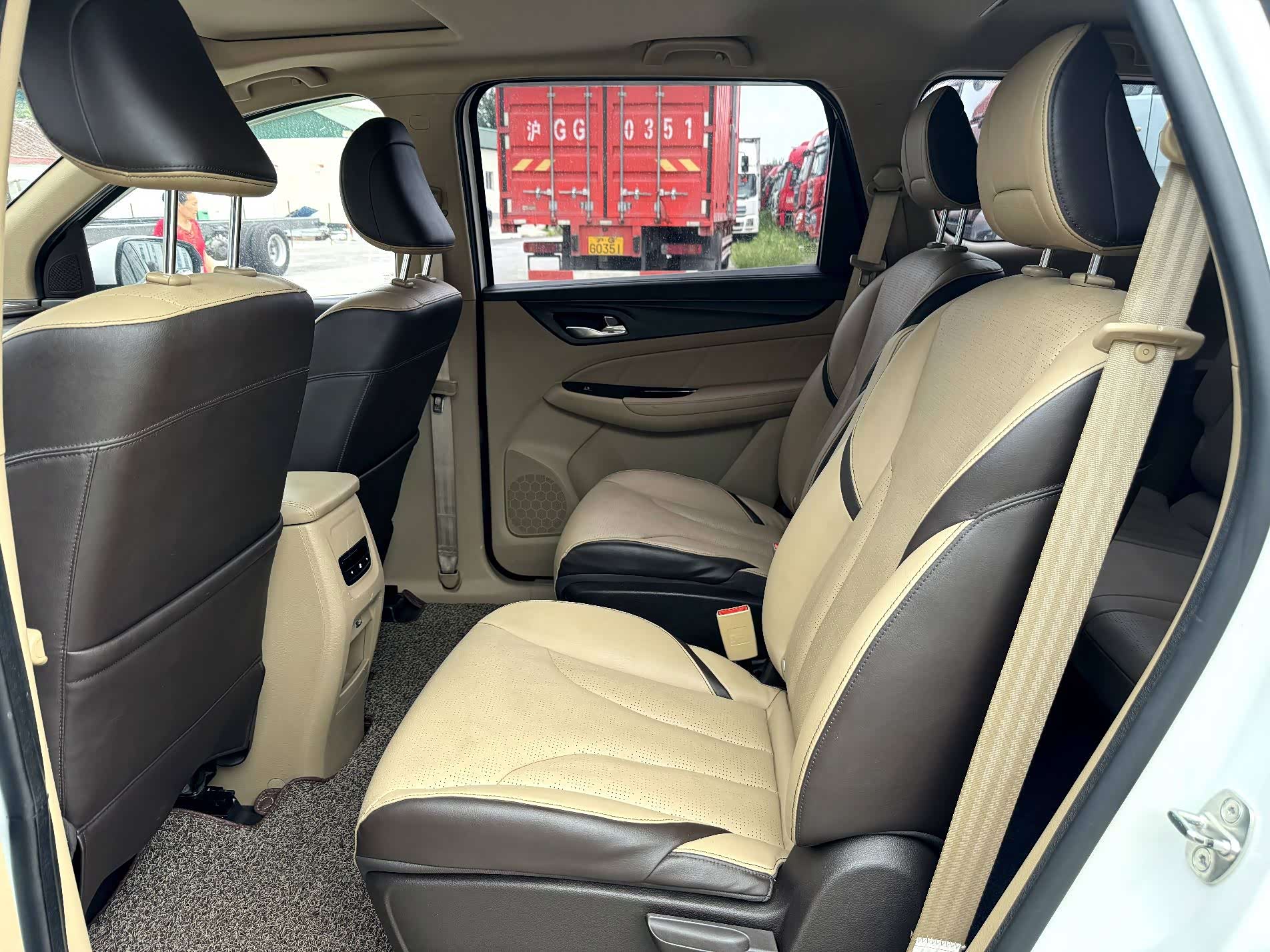 Wuling 730, 2017 20