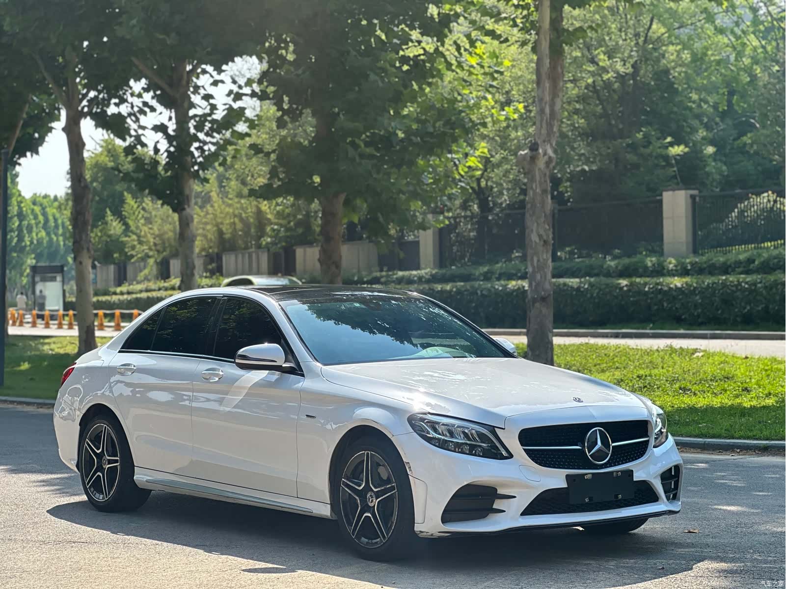 Mercedes-Benz C-Class, 2021 3