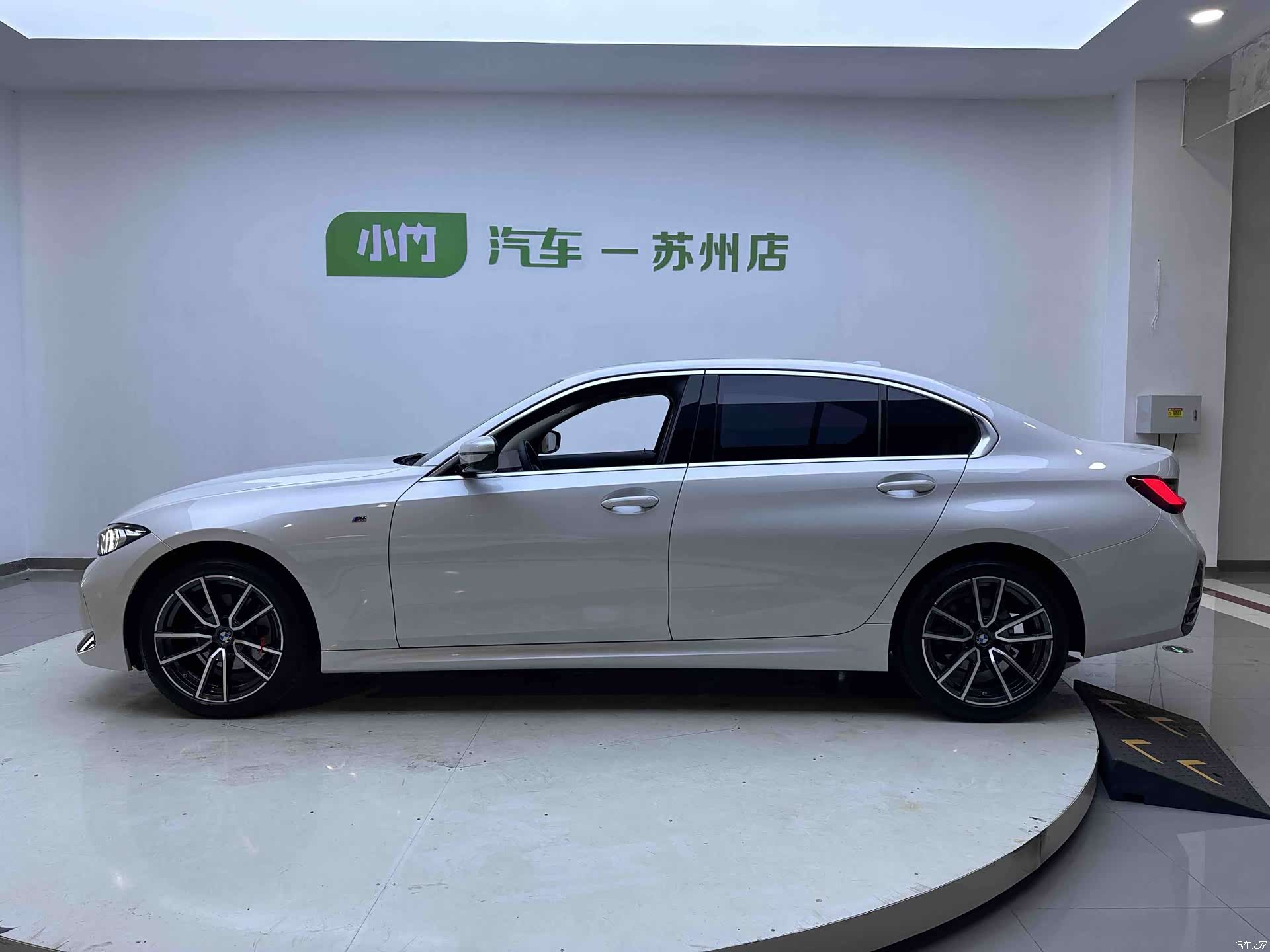 BMW 3 Series, 2023 7