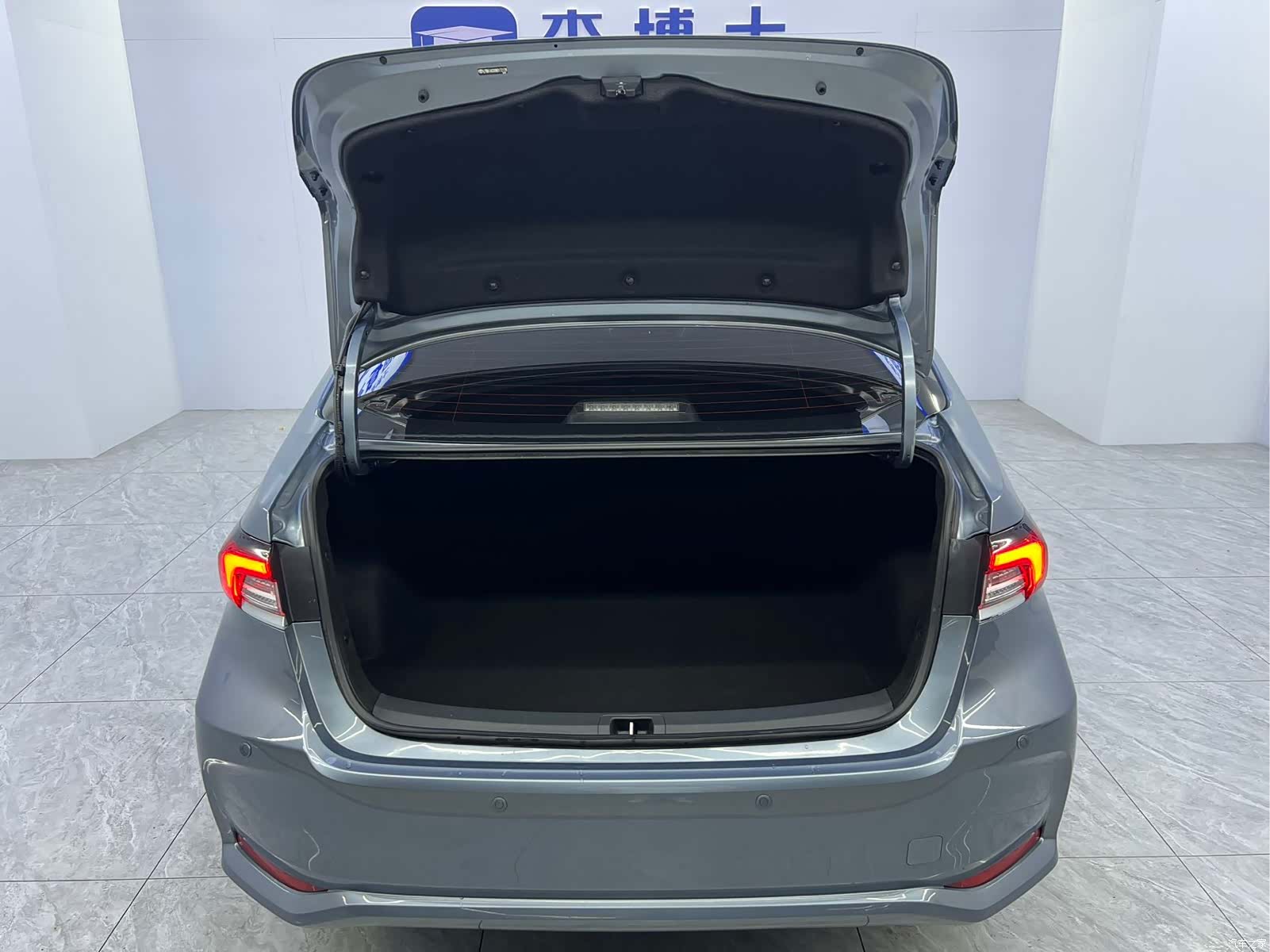 Toyota Corolla, 2022 18