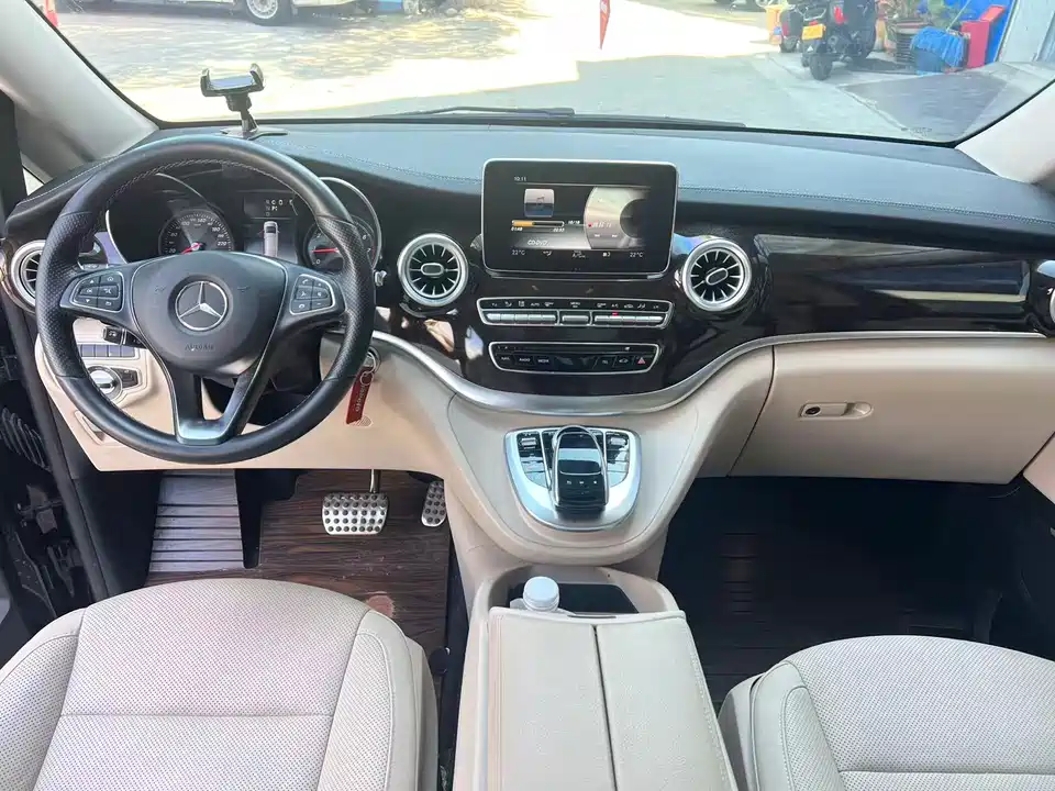 Mercedes-Benz V-class Mercedes-Benz V-class