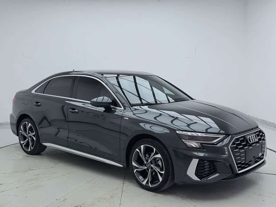 Audi A3 2024, фото 3