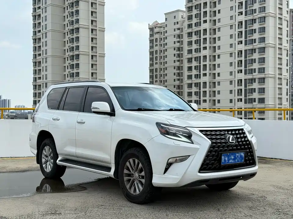 Lexus GX