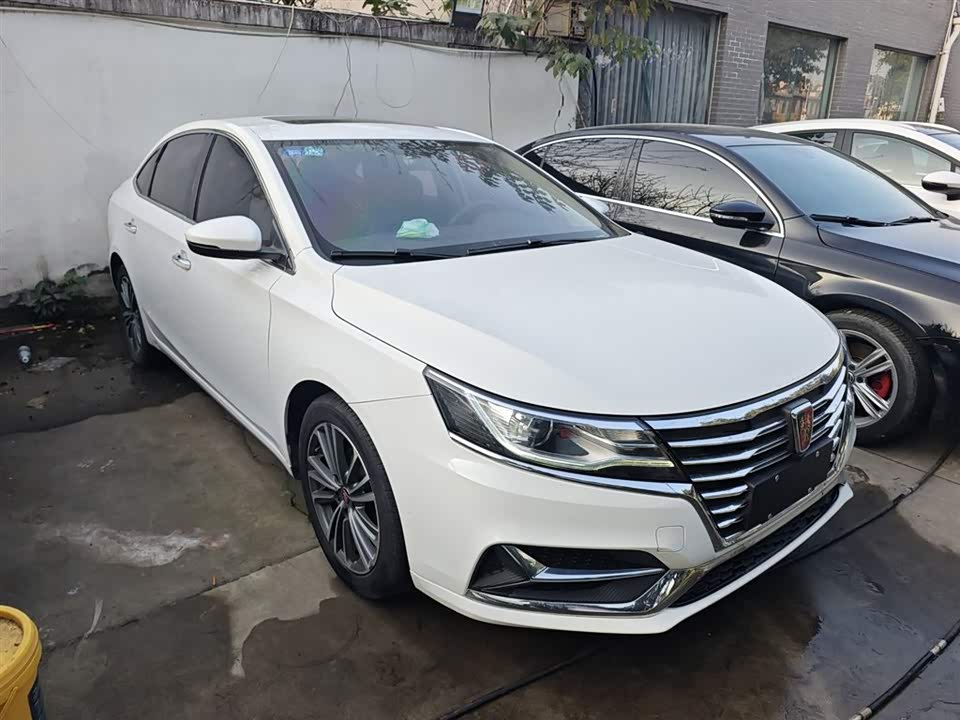 Roewe i6