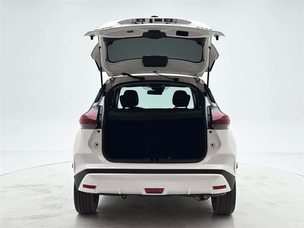 Nissan Kicks, 2024 8
