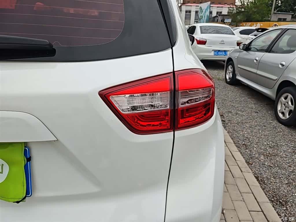 Changan CS15, 2018 8