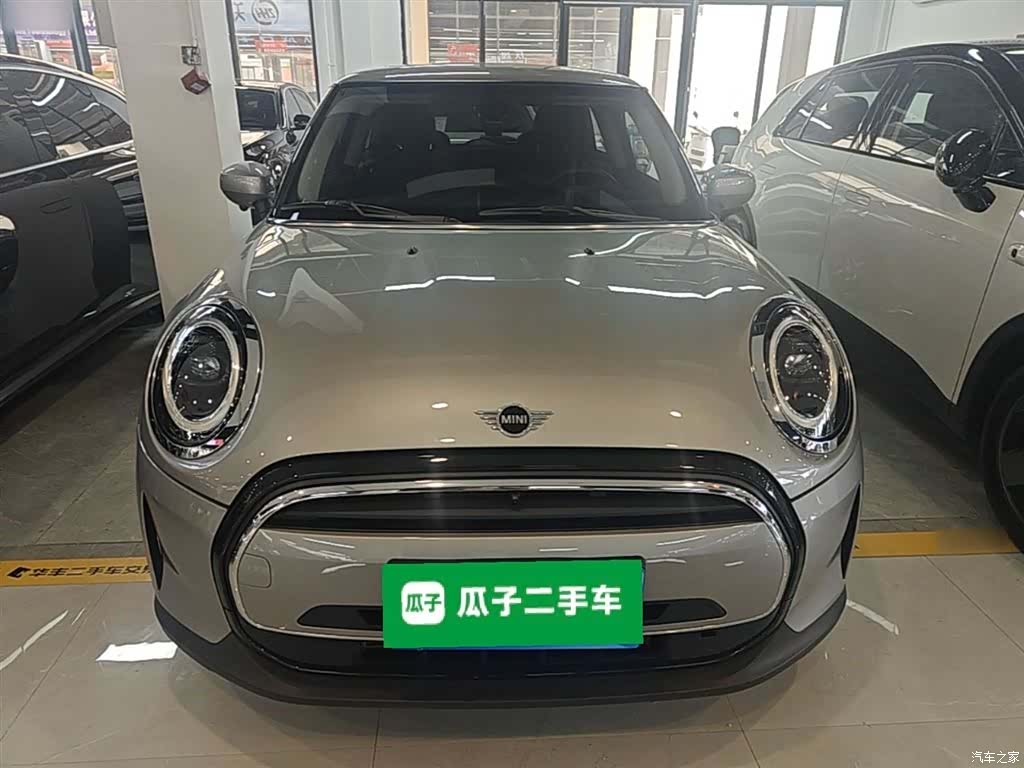 Mini ONE, 2024 3
