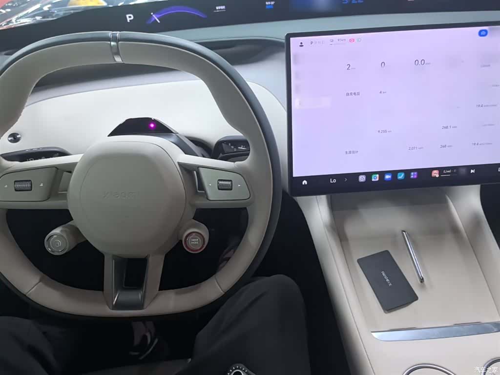 Xiaomi YU7, 2025 10