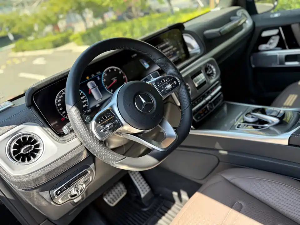 Mercedes-Benz G-class