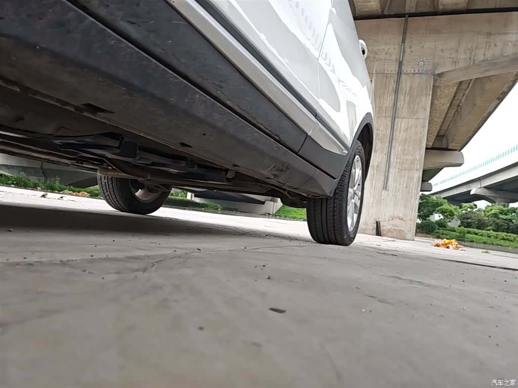 Changan CS15, 2018 22