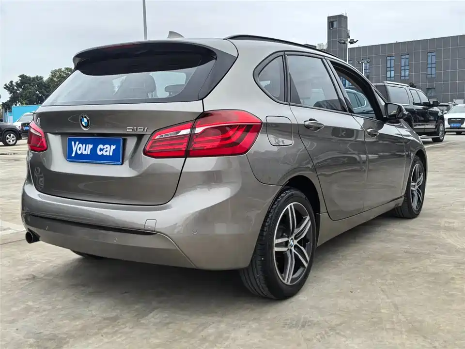 BMW 2 series station wagon