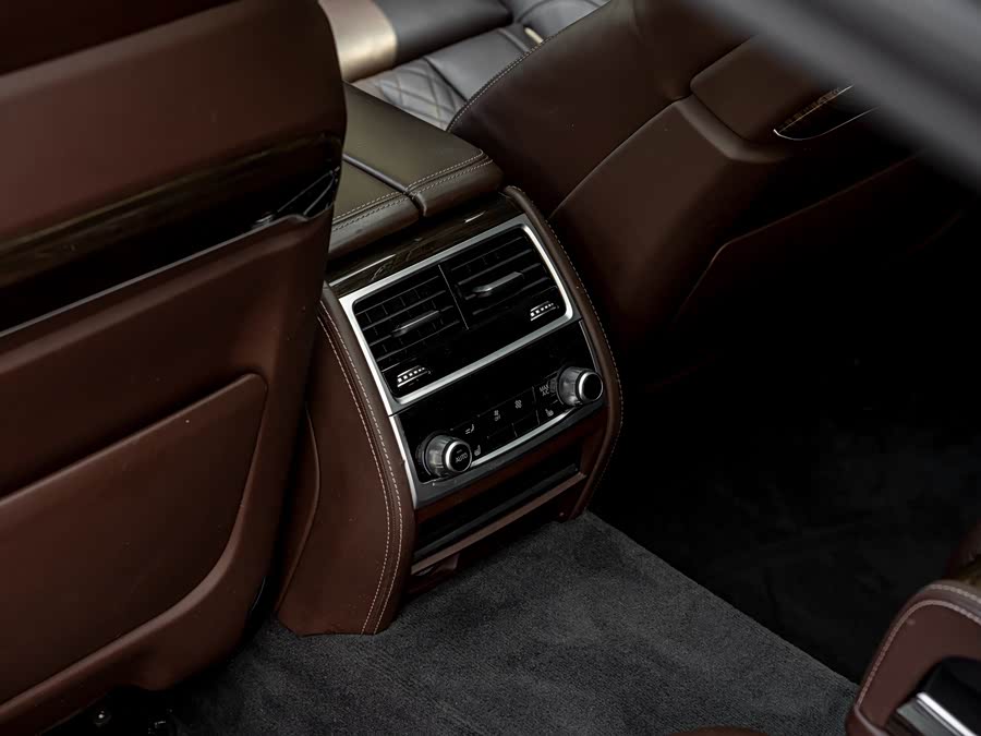 BMW 7-Series 2021, фото 13