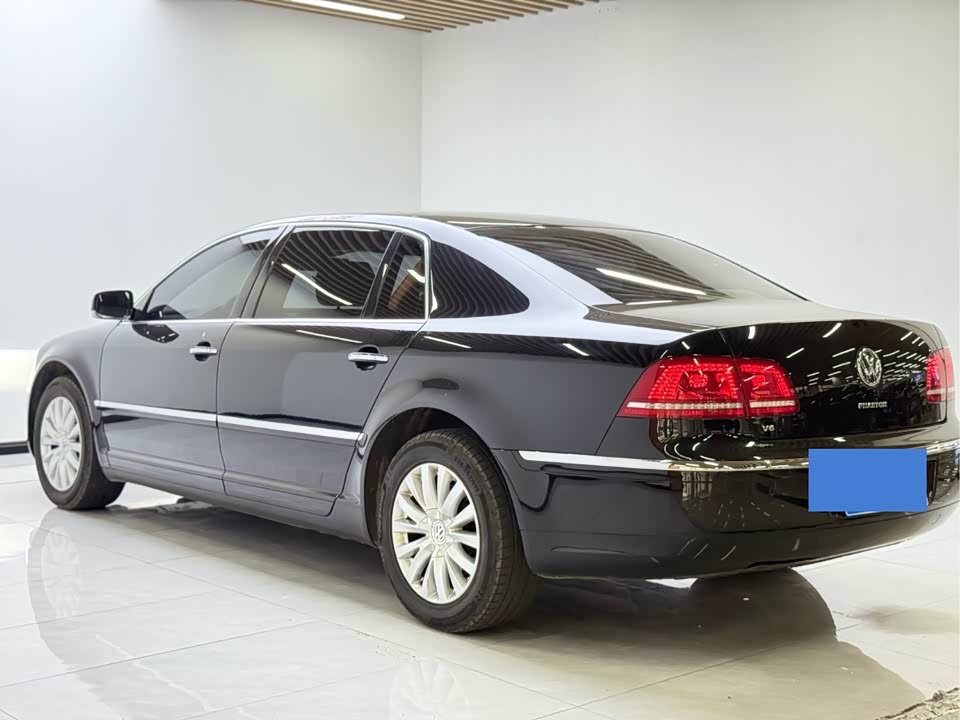 Volkswagen Phaeton Volkswagen Phaeton