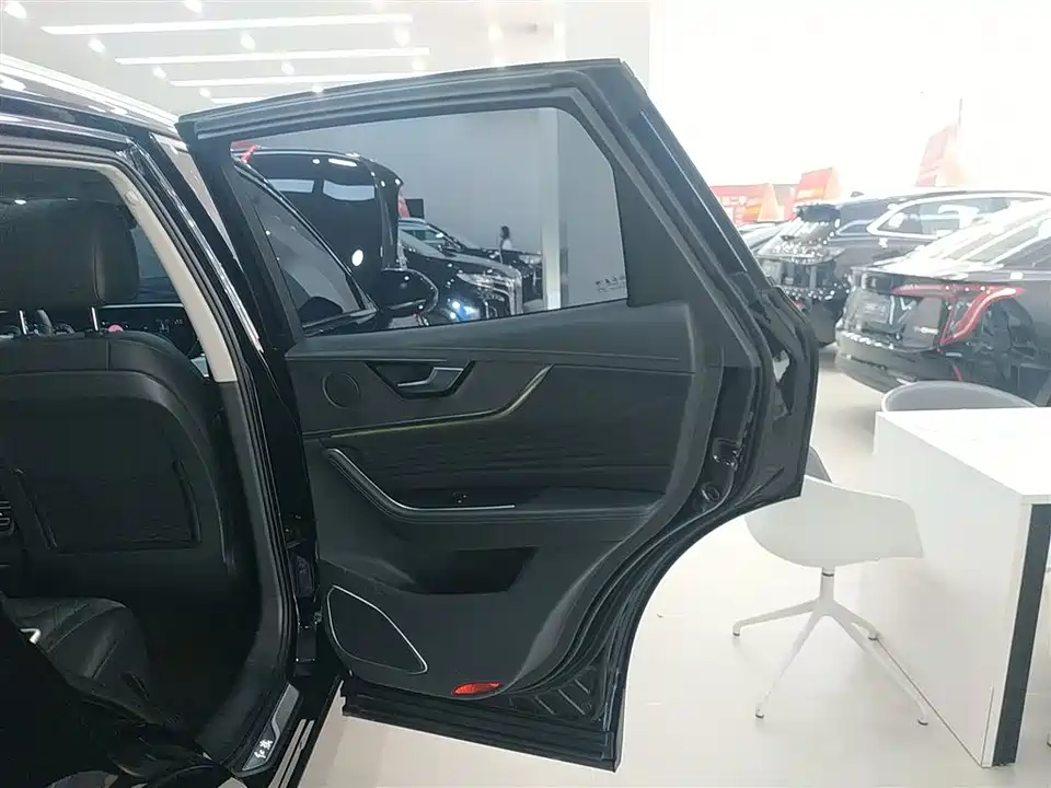 Hongqi HS5 Hongqi HS5