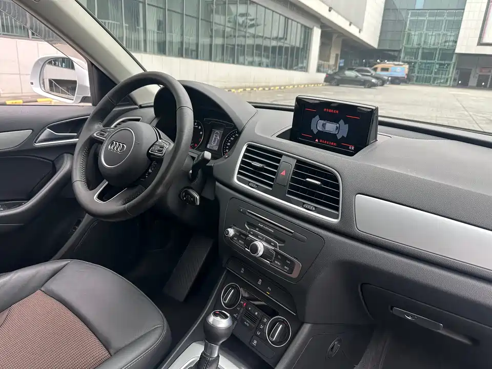 Audi Q3 Audi Q3