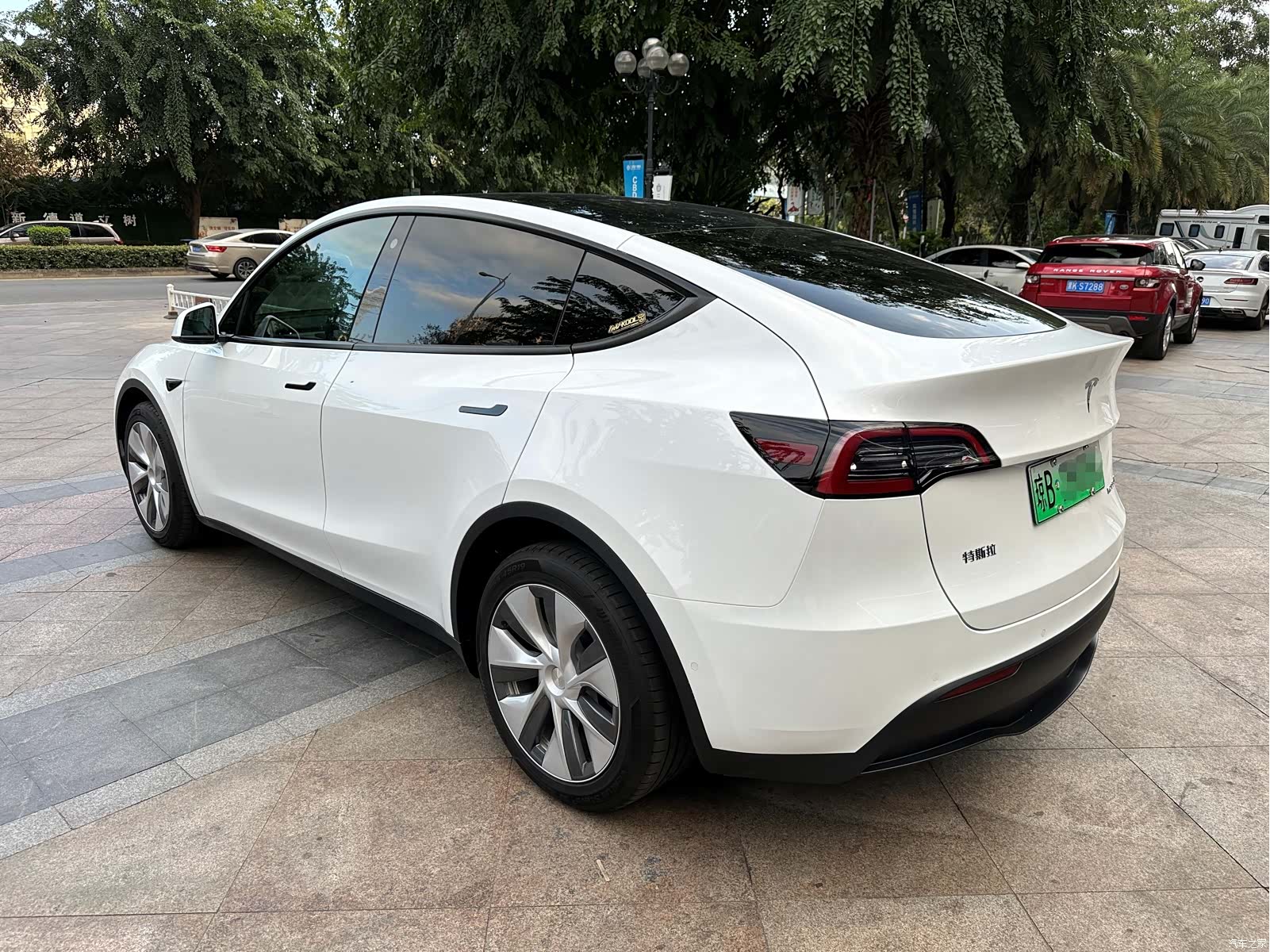 Tesla Model Y, 2022 8