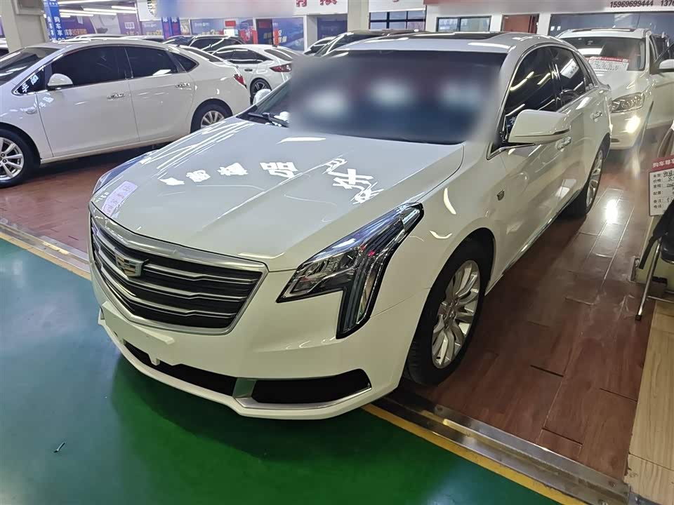 Cadillac XTS