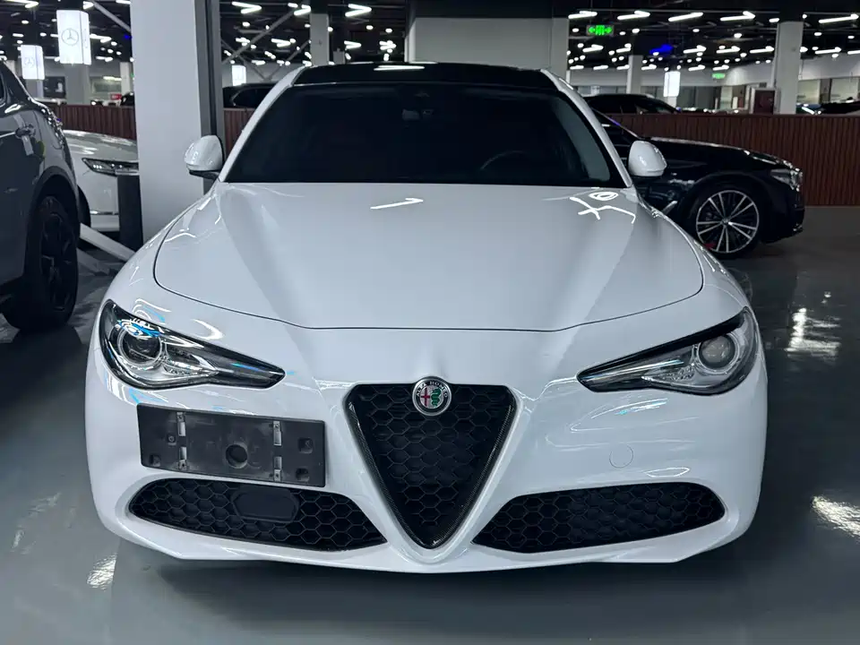 Alfa Romeo Giulia
