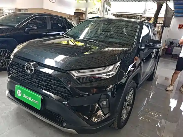 Toyota RAV4 2023 — купить из Китая под заказ