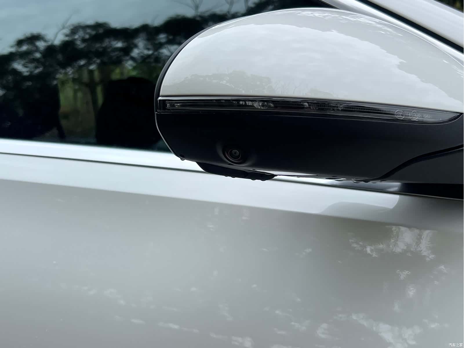 Mercedes-Benz C-Class, 2026 15