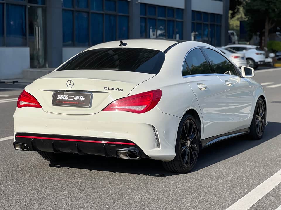 Mercedes-Benz CLA