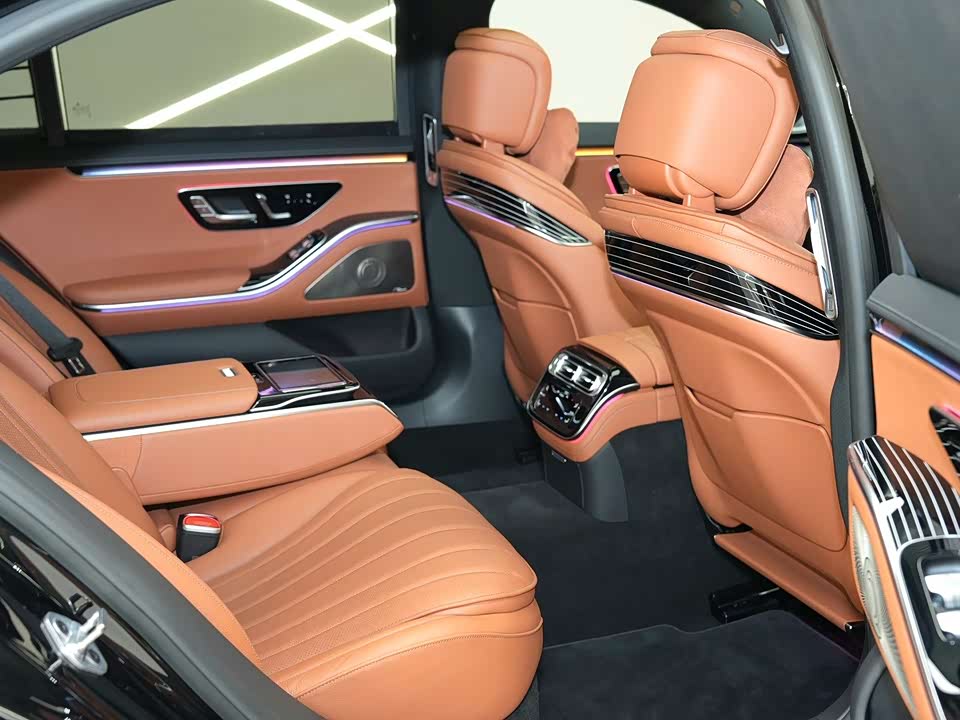 Mercedes-Benz S-class Mercedes-Benz S-class