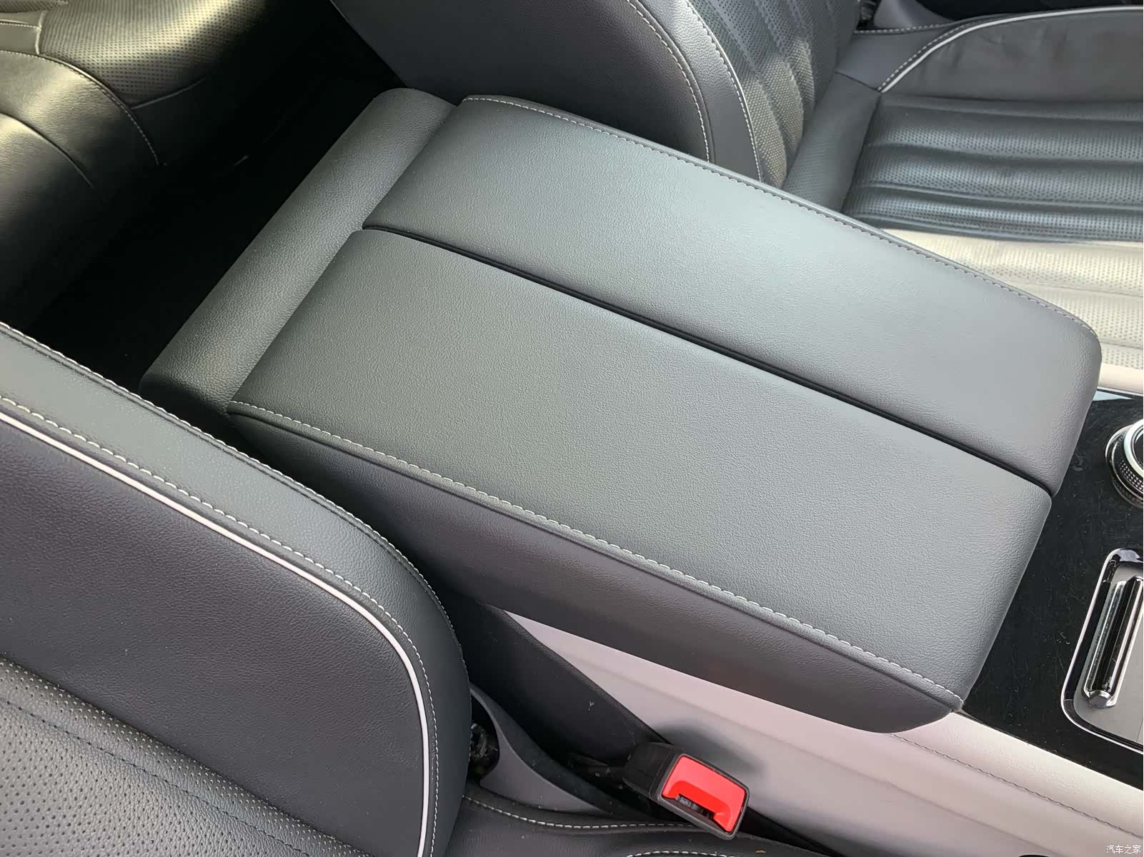 Volkswagen Teramont, 2021 28