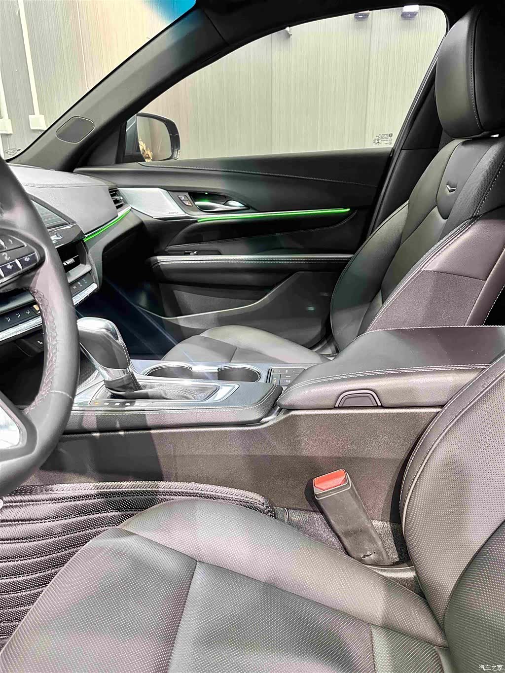 Cadillac CT4, 2022 9