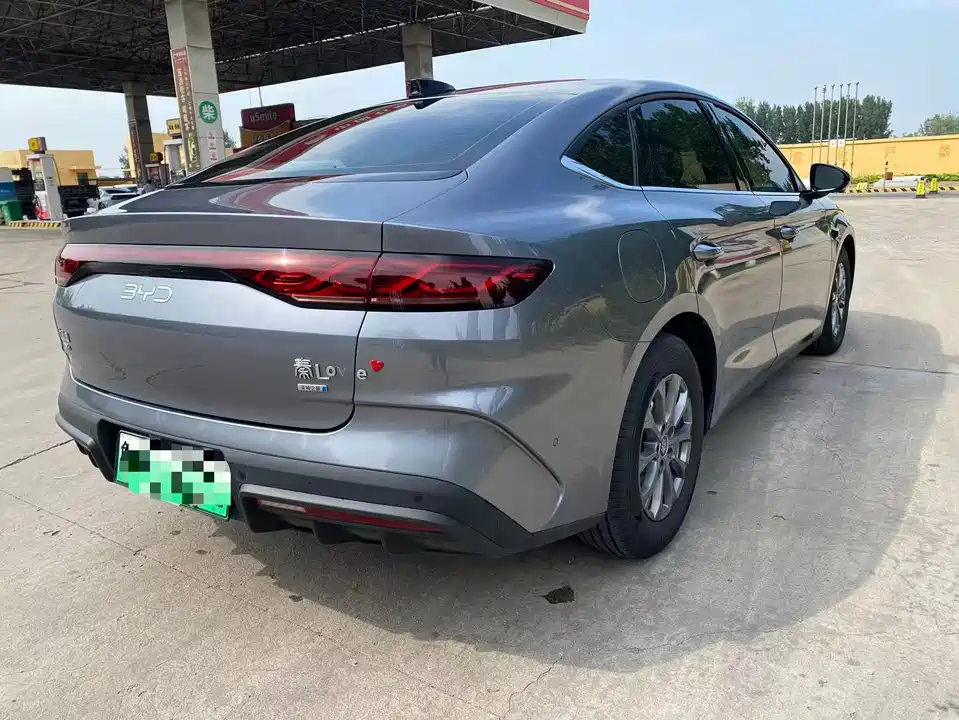 BYD Qin L