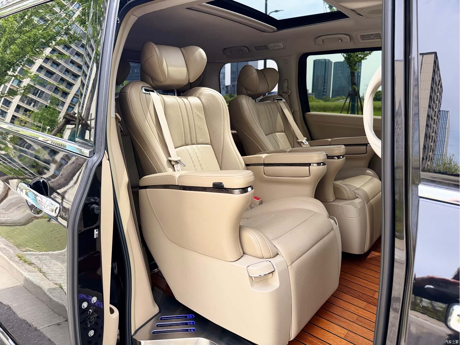 Nissan SL, 2015 12