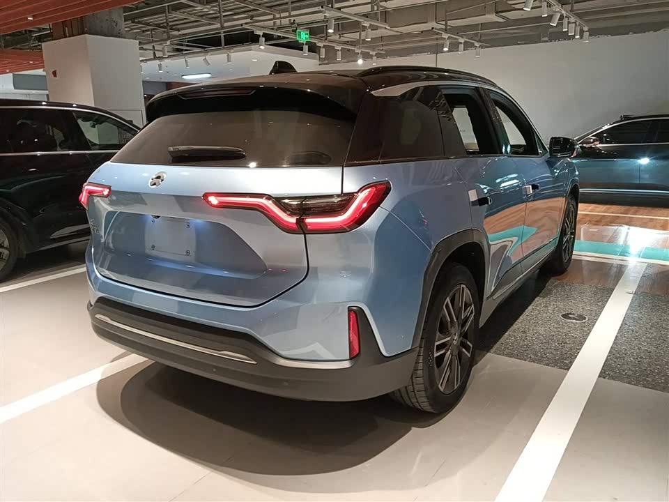 NIO ES6