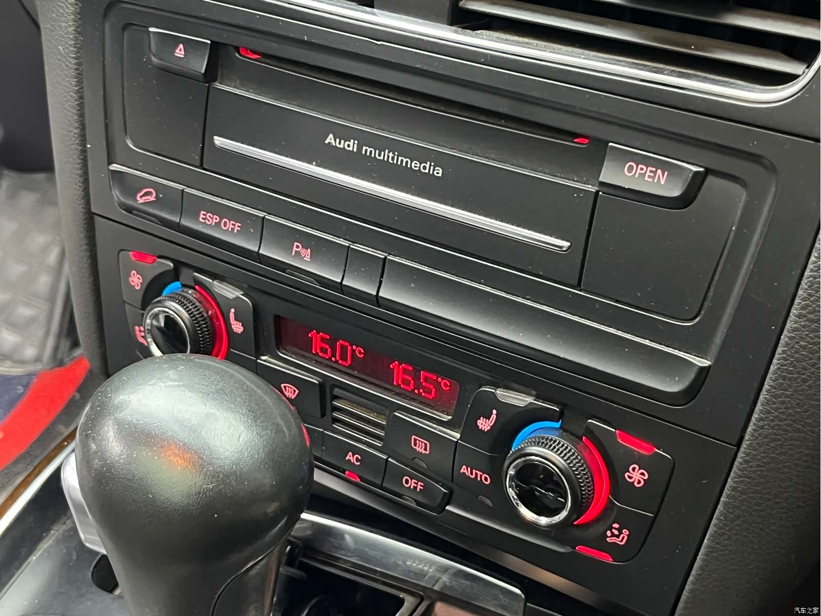 Audi Q5, 2010 24