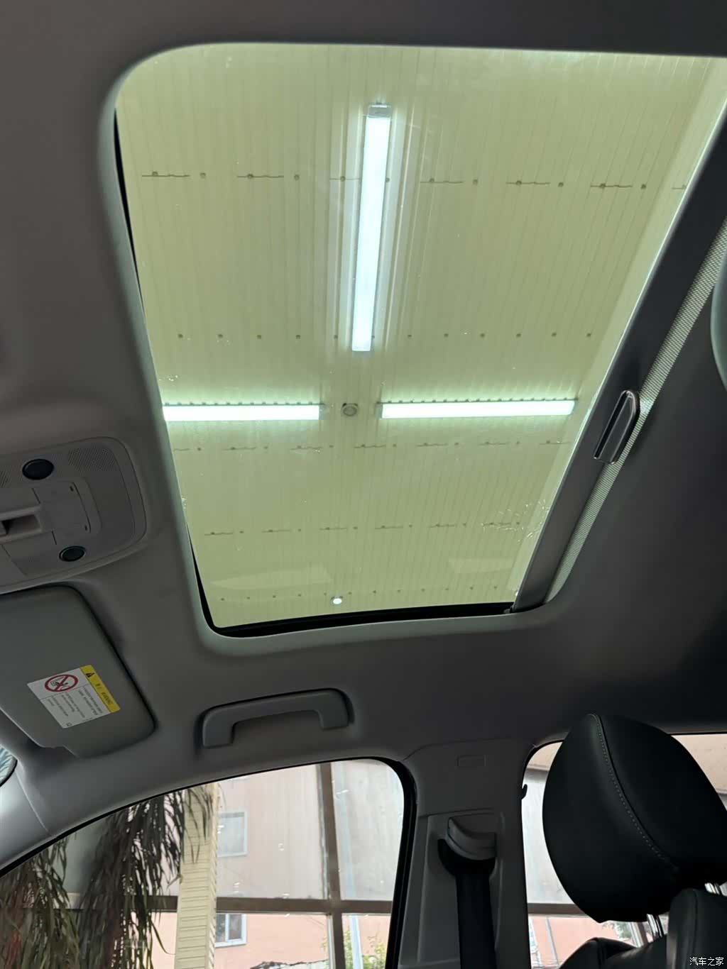 Audi Q2L, 2023 15