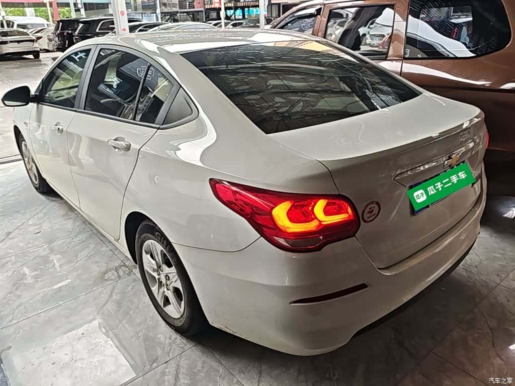 Chevrolet 320, 2019 все фото