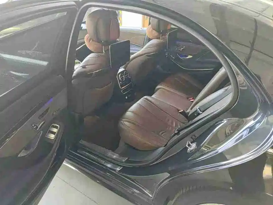 Mercedes-Benz S-class Mercedes-Benz S-class