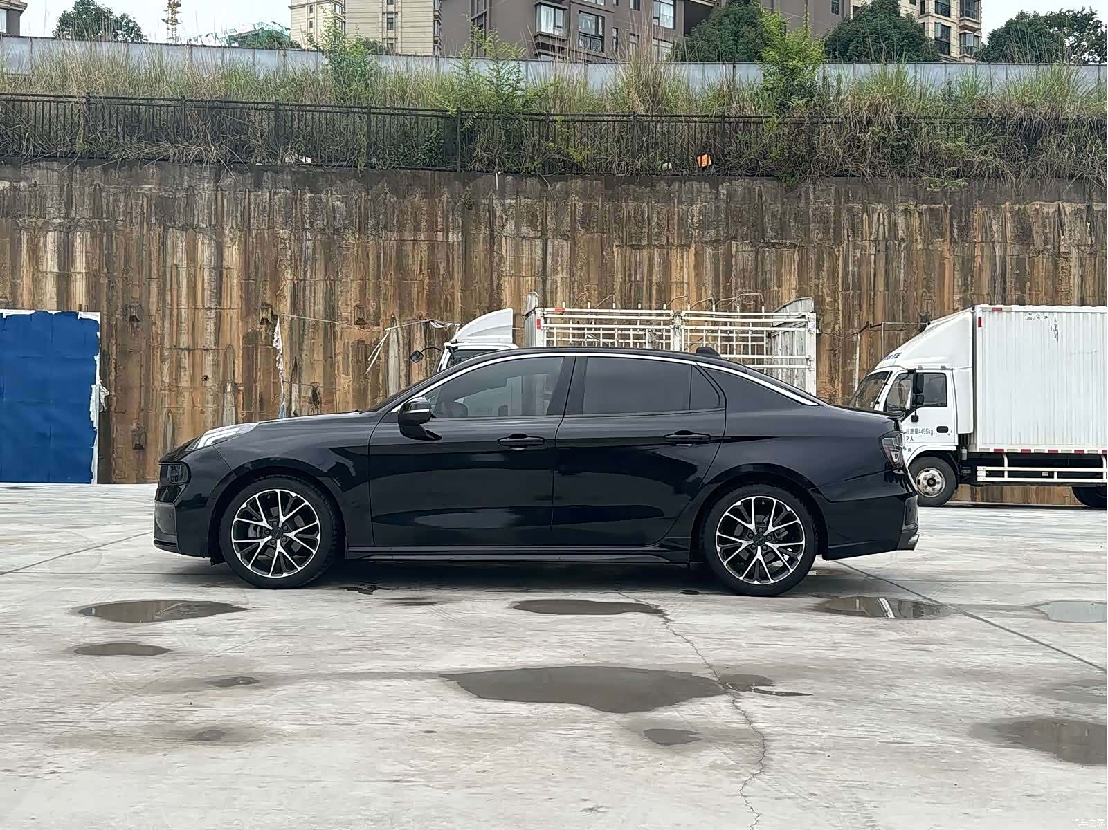 Lynk & Co 01, 2019 все фото