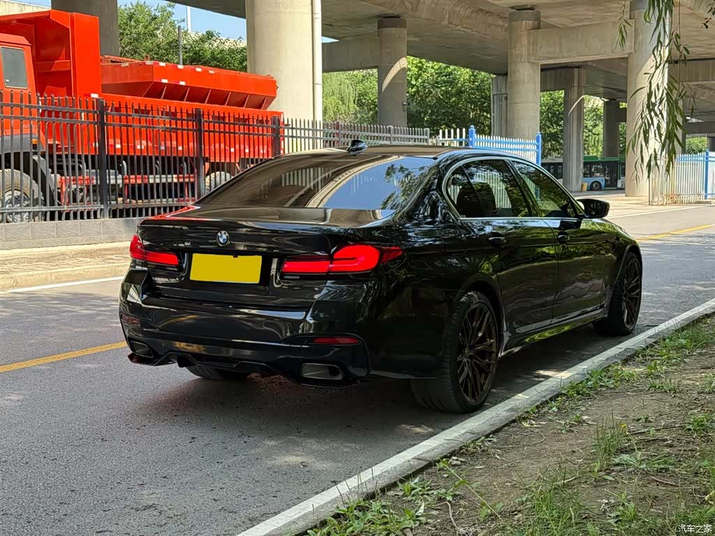 BMW 5 Series, 2020 все фото