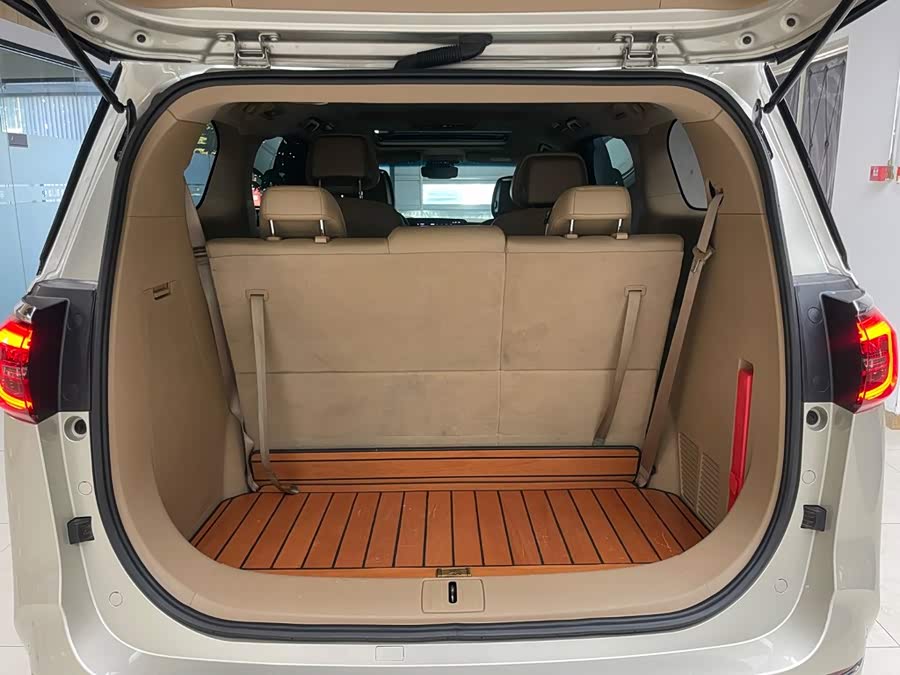 Buick GL8 2021, фото 28