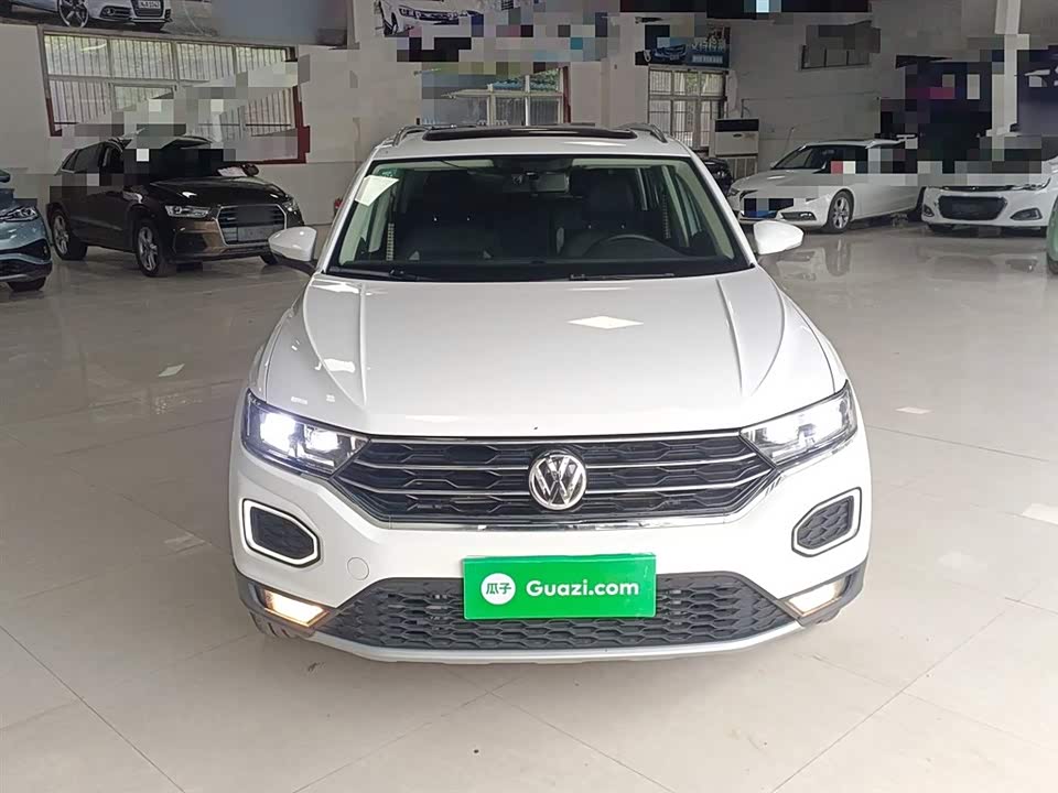 Volkswagen T-ROC exploring Songs