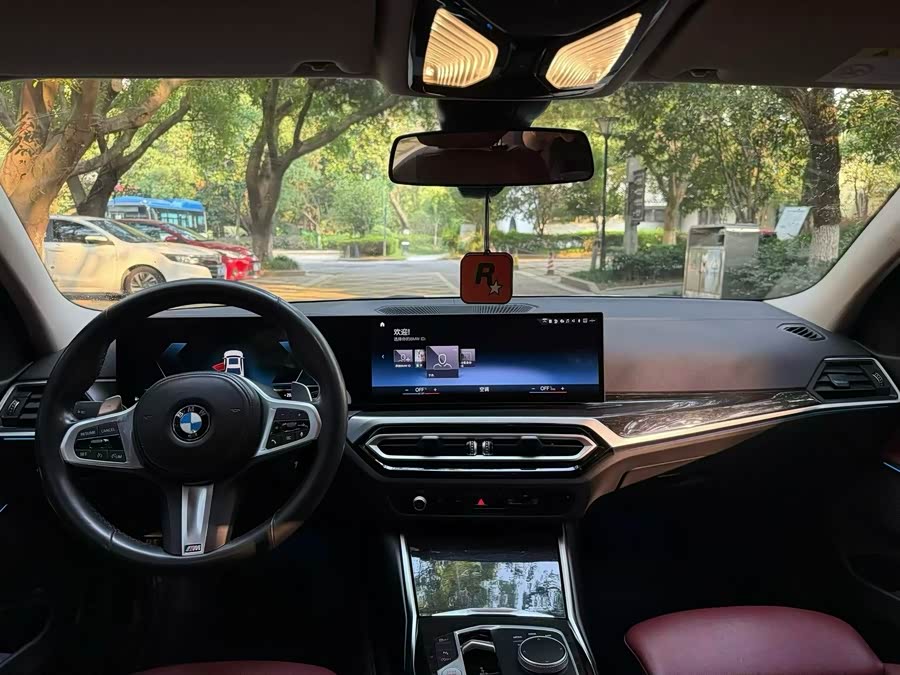BMW 3 Series 2023, фото 5