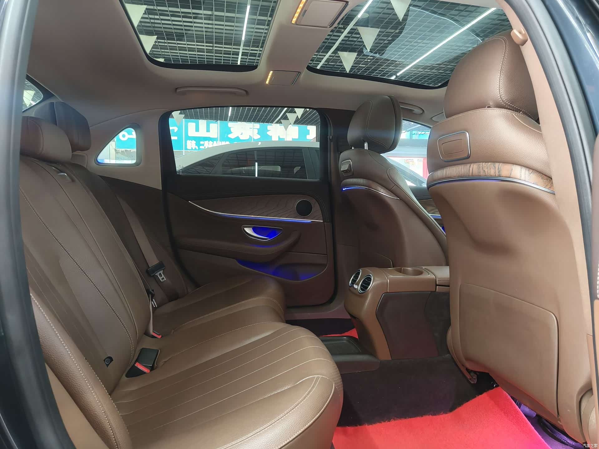 Mercedes-Benz E-Class, 2017 11