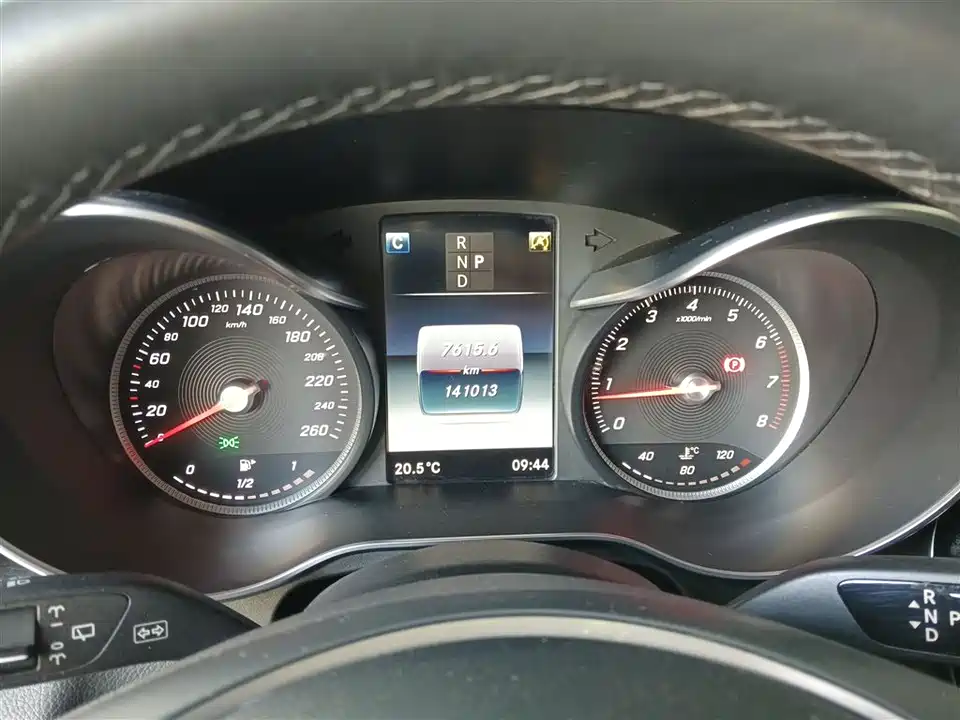 Mercedes-Benz GLC Mercedes-Benz GLC