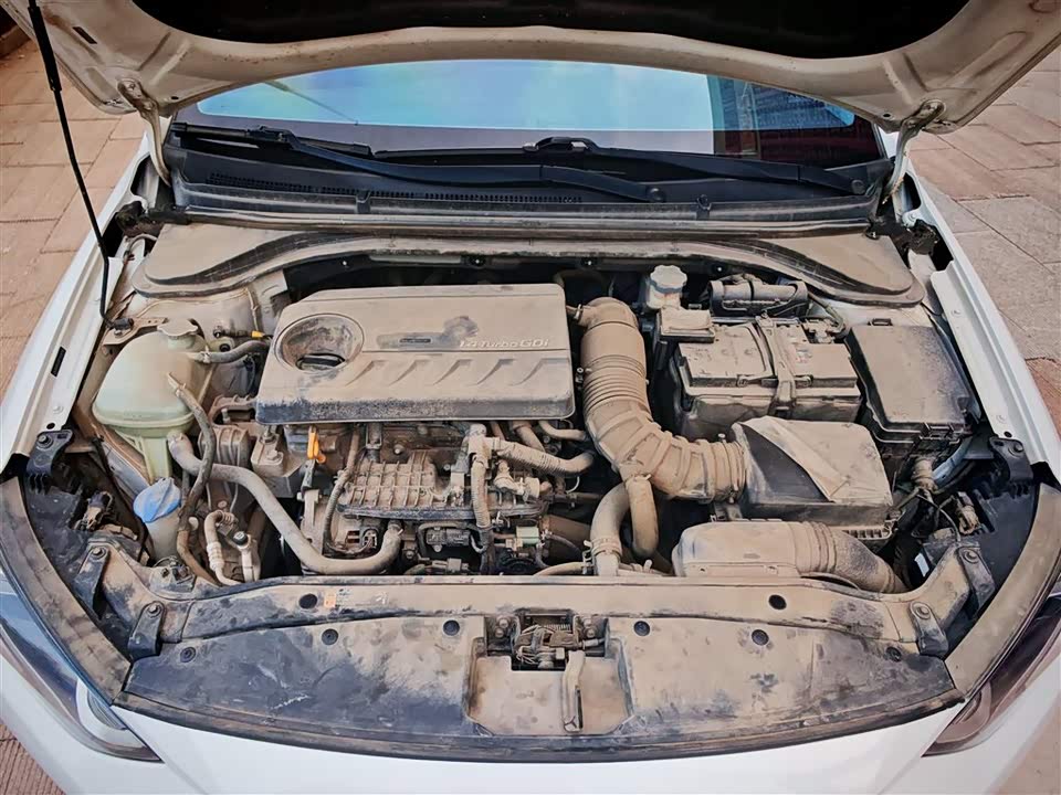 Hyundai Lead