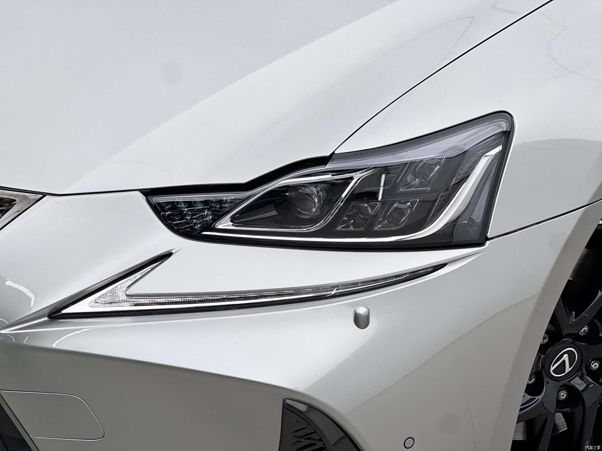 Lexus IS, 2018 15