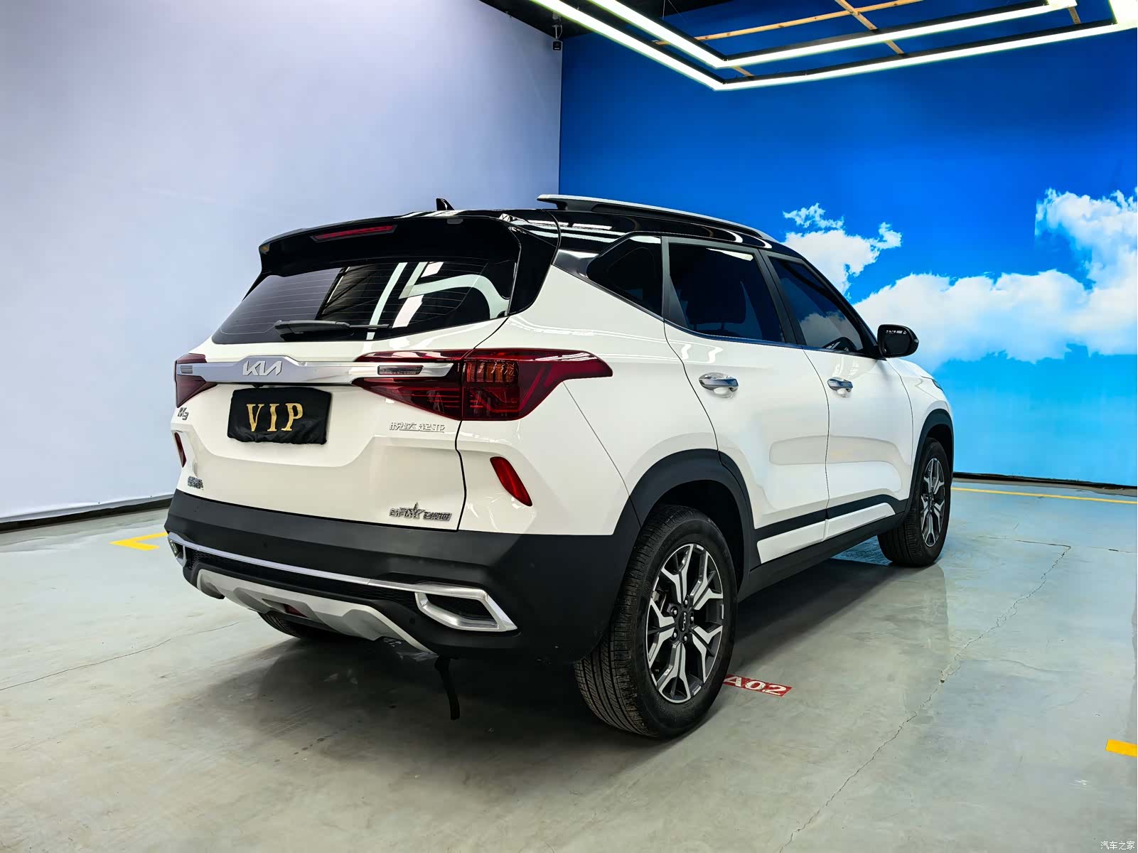 Kia KX3, 2022 4