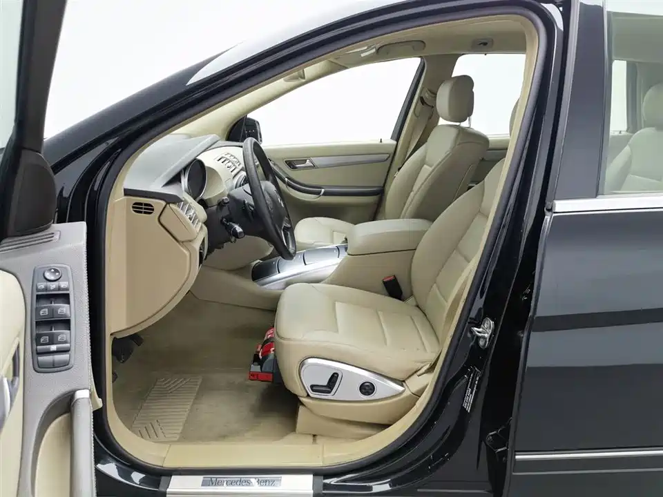 Mercedes-Benz R-class