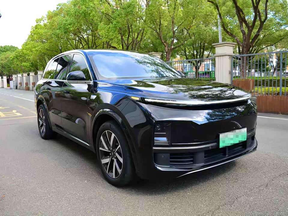 Li Auto Ideal L8