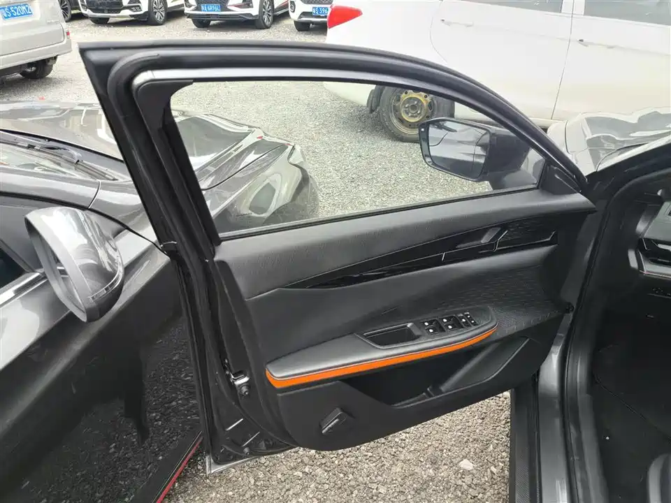 Changan UNI-V Smart iDD